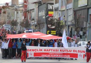 Erzurum'da “Gençlik Yürüyüşü”